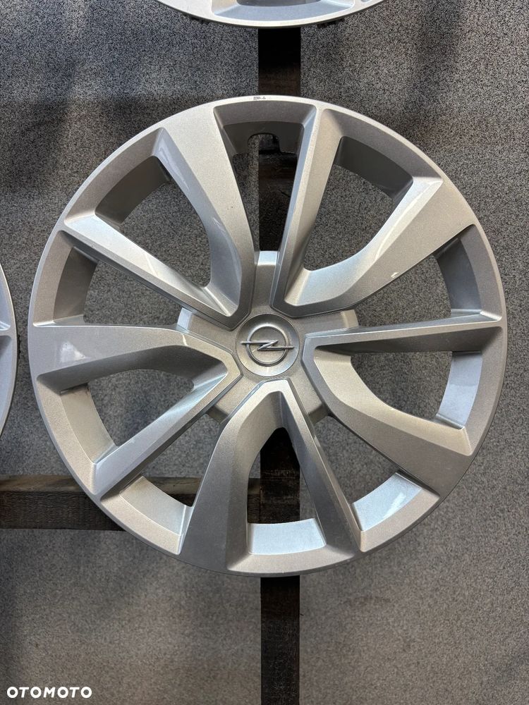 4 KOŁPAKI  OPEL CORSA F, MOKKA B 16'' - 5