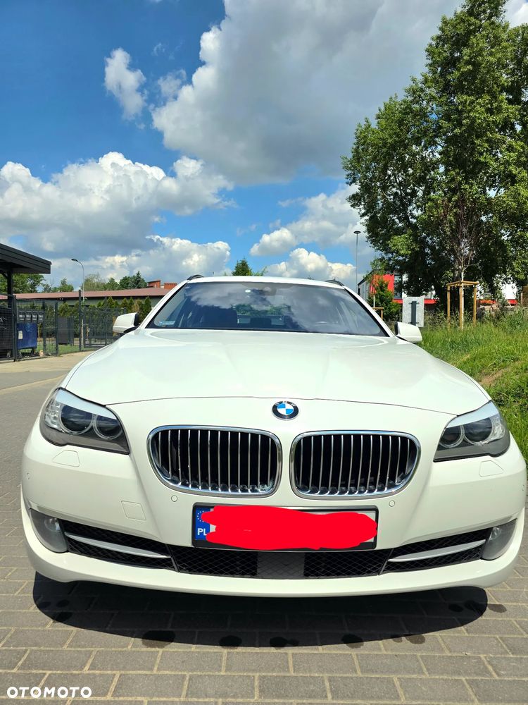 BMW Seria 5 520d Luxury Line - 4