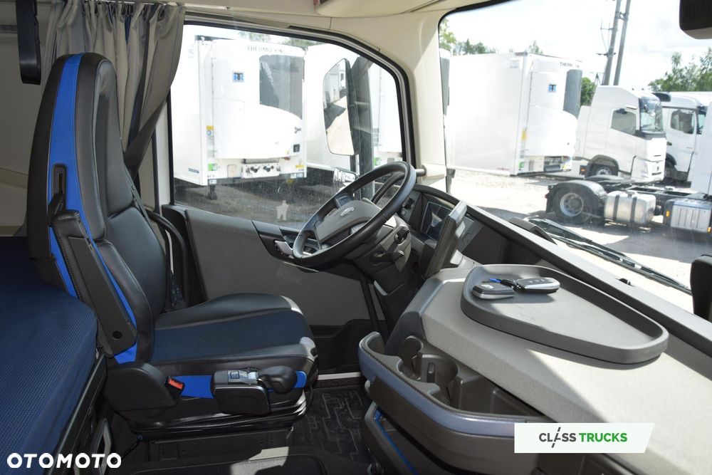 Volvo FH 460 XL i-Save I-ParkCool Retarder ADR - 16