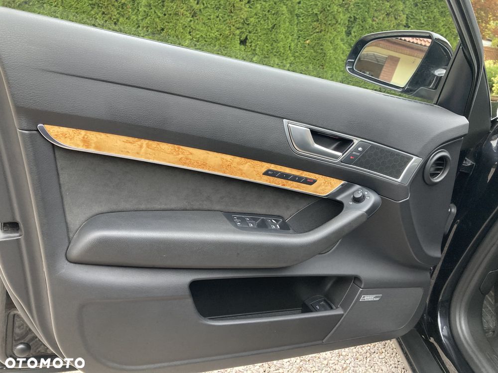 Audi A6 Avant 4.2 Quattro Tiptronic - 6