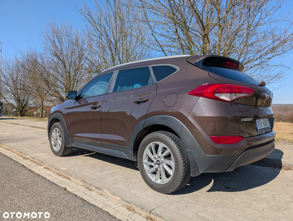 Hyundai Tucson 1.6 GDI BlueDrive Comfort 2WD - 16