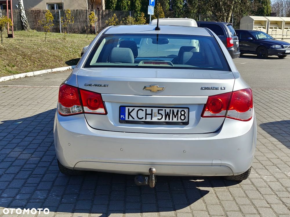 Chevrolet Cruze - 9