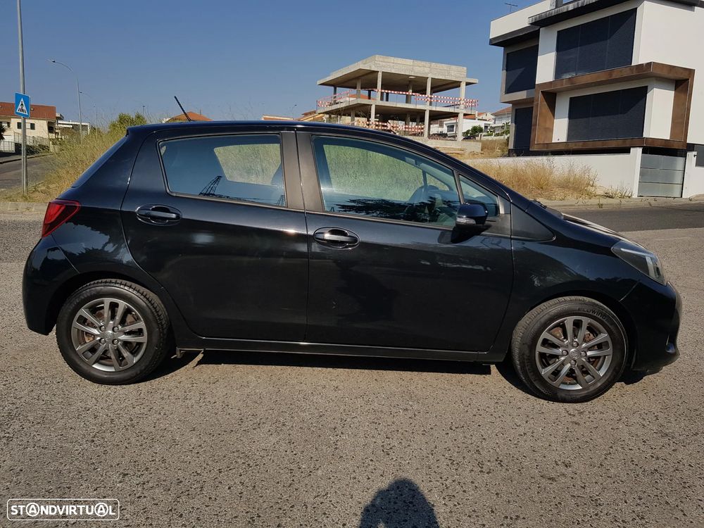 Toyota Yaris 1.4 D-4D Sport+Navi - 11
