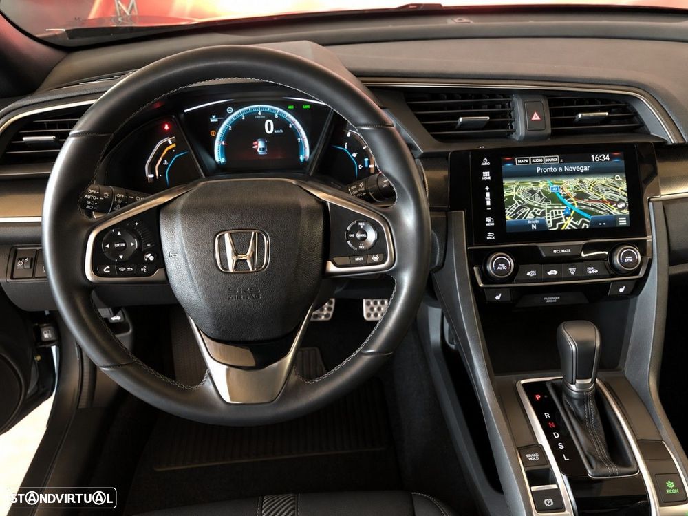 Honda Civic 1.0 i-VTEC Executive CVT - 9