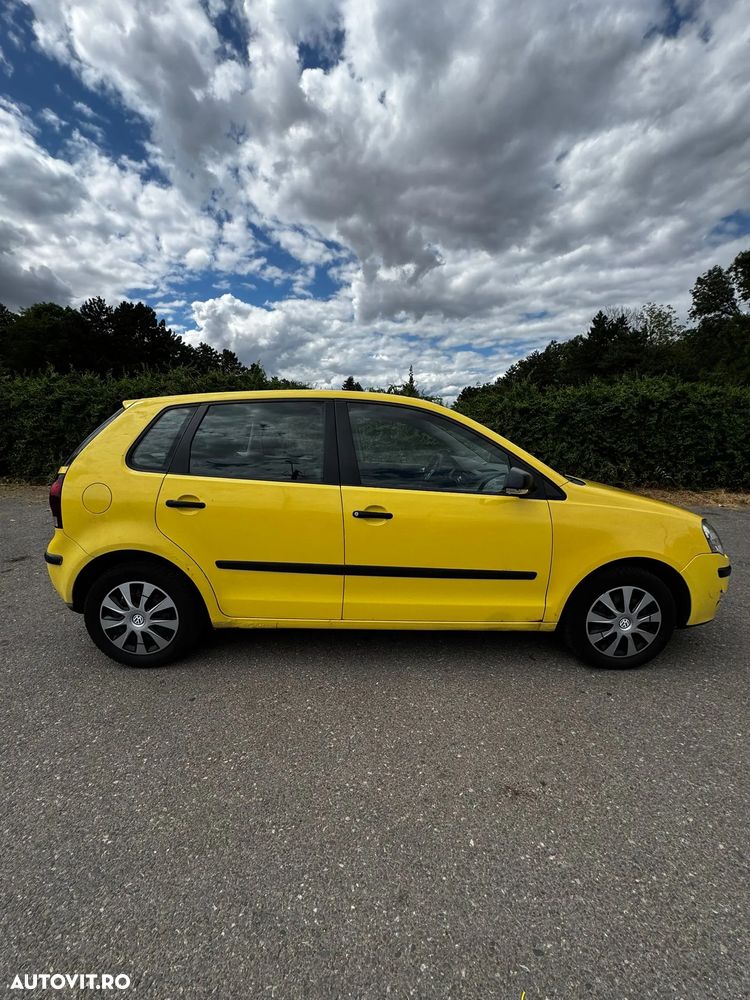 Volkswagen Polo 1.2 Attractive - 6