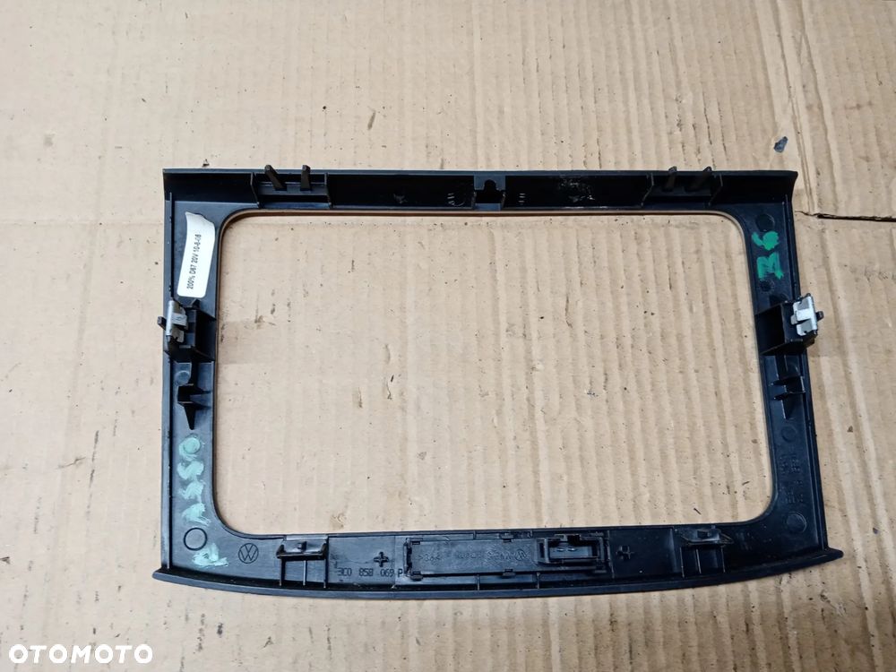 Ramka radia konsoli dekor VW Passat B6 3C0858069P - 4