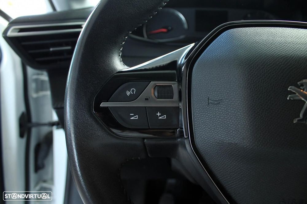 Peugeot 208 1.2 PureTech Active - 28