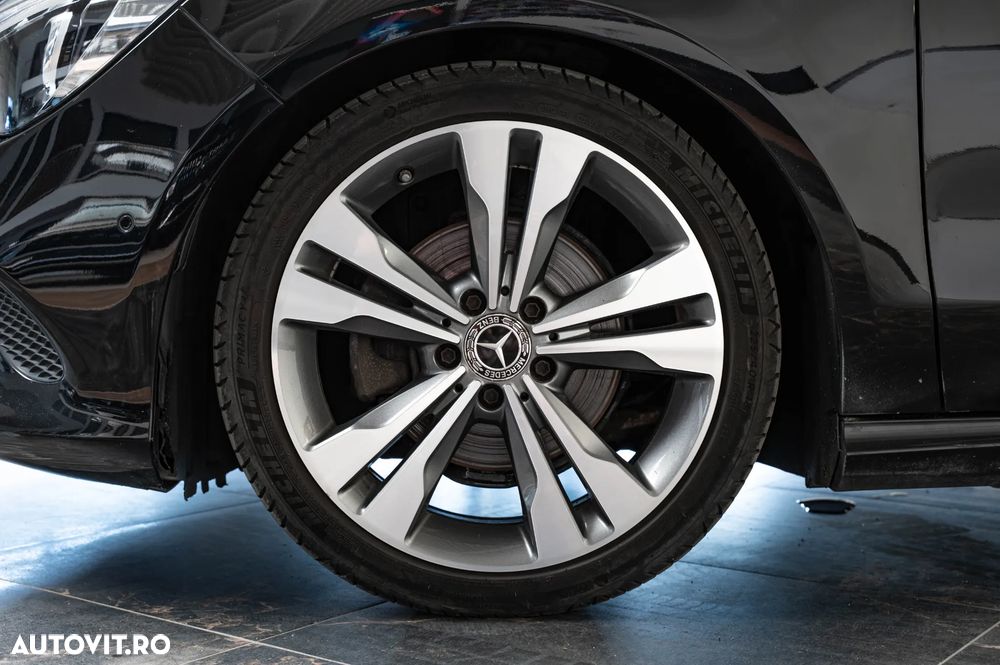 Mercedes-Benz CLA 200 d 7G-DCT AMG Line - 11