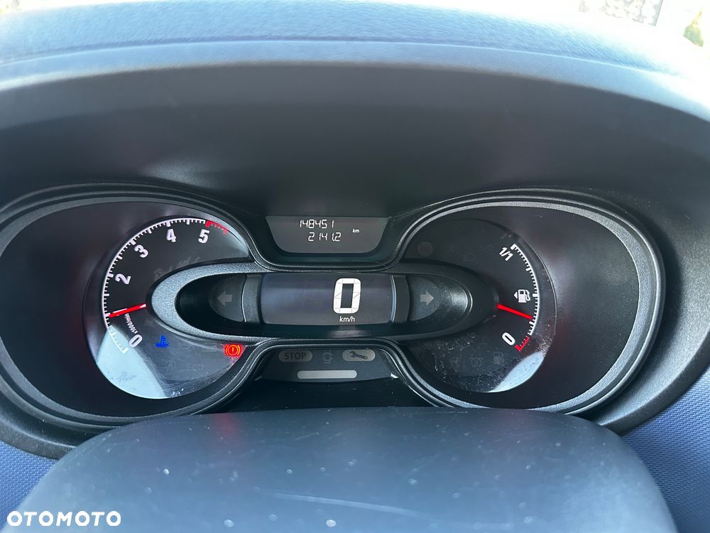 Opel Vivaro - 30