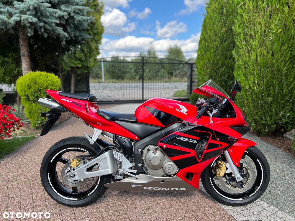 Honda CBR - 6
