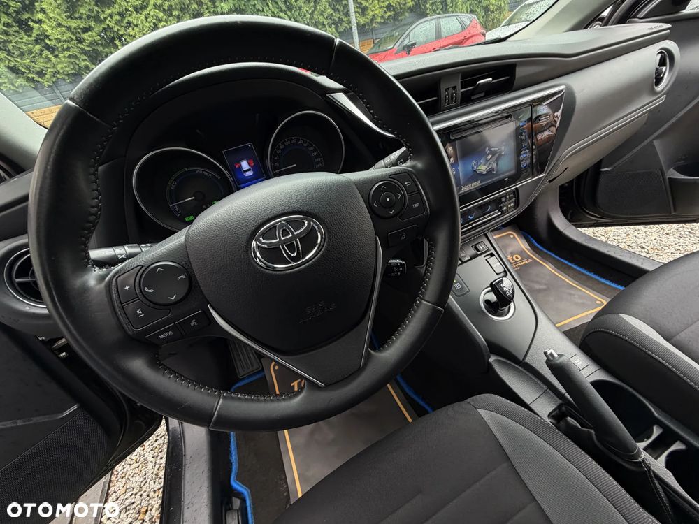 Toyota Auris - 29