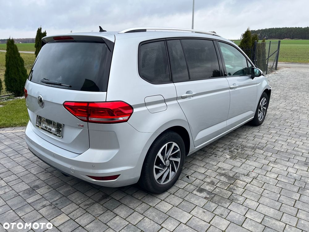 Volkswagen Touran 1.6 TDI SCR BlueMotion Technology Comfortline - 4