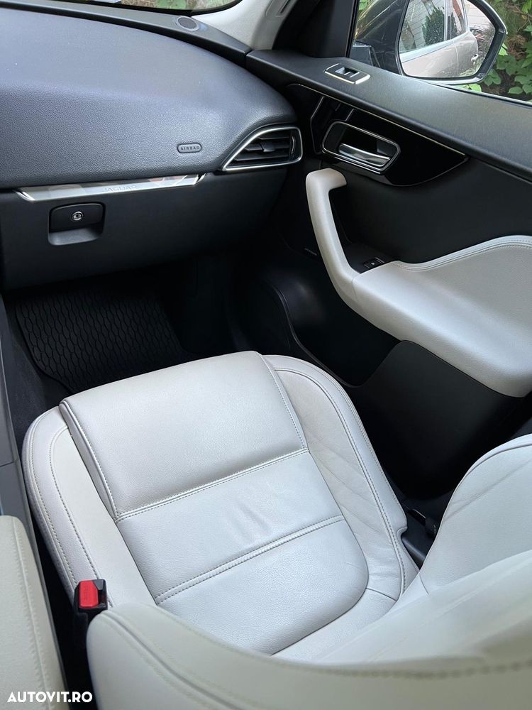 Jaguar F-Pace 20d Aut. Prestige - 10