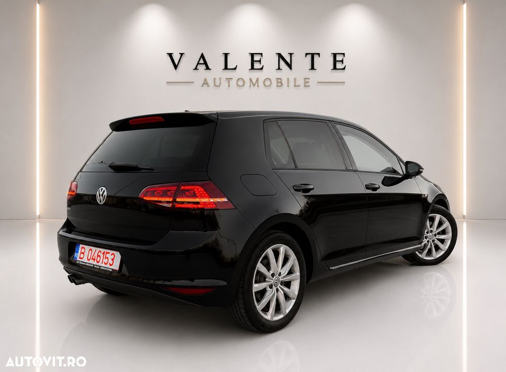 Volkswagen Golf 1.4 TSI ACT BlueMotion Technology DSG Highline - 4