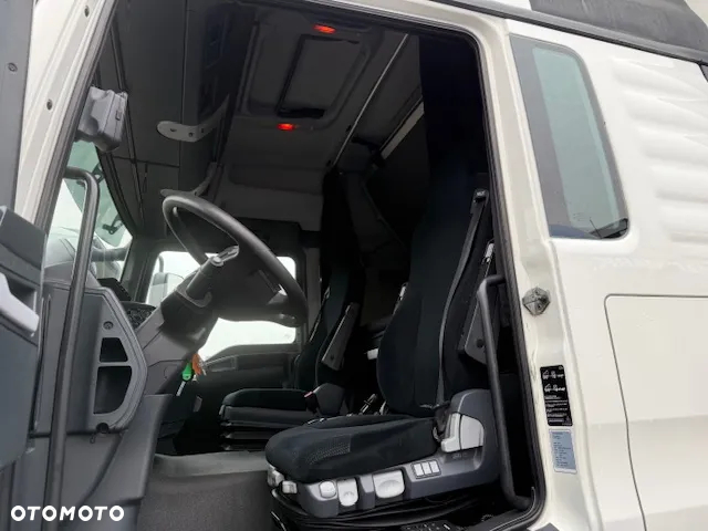 MAN TGM 18.290 Kontener - Izoterma 20palet - 12