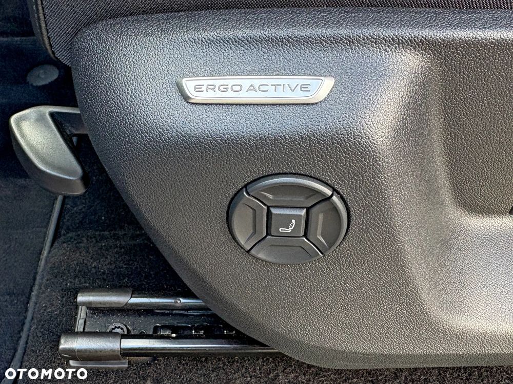Volkswagen Tiguan 2.0 TDI Elegance DSG - 29
