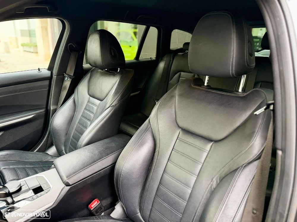 BMW 320 d Auto - 12