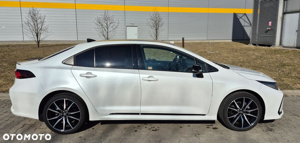 Toyota Corolla 1.8 Hybrid GR Sport - 6