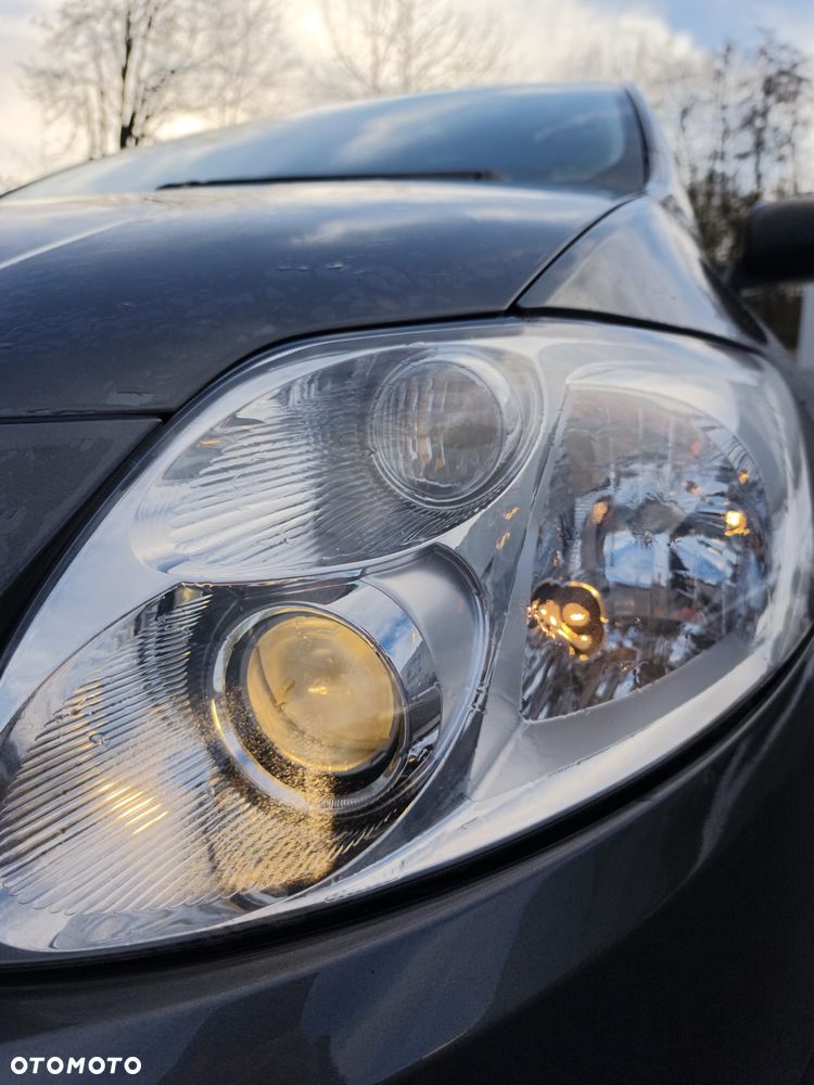 Toyota Auris 1.6 VVT-i Terra - 9