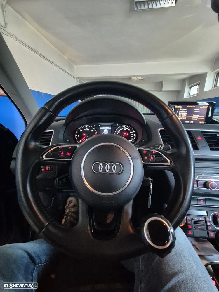 Audi Q3 2.0 TDI quattro S-tronic - 15