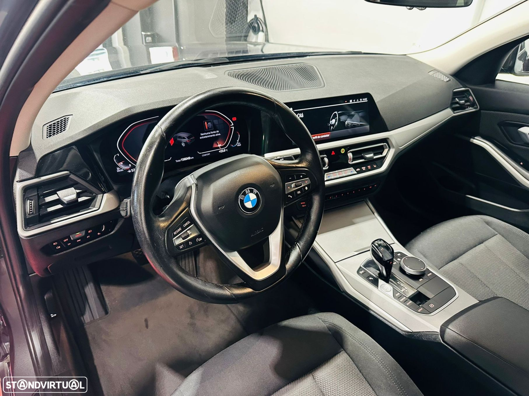 BMW 318 d Touring Auto - 27