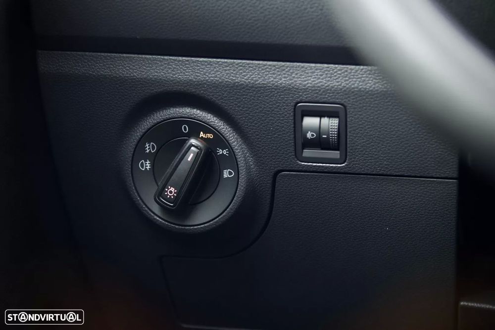 SEAT Arona 1.0 TSI Xcellence - 30