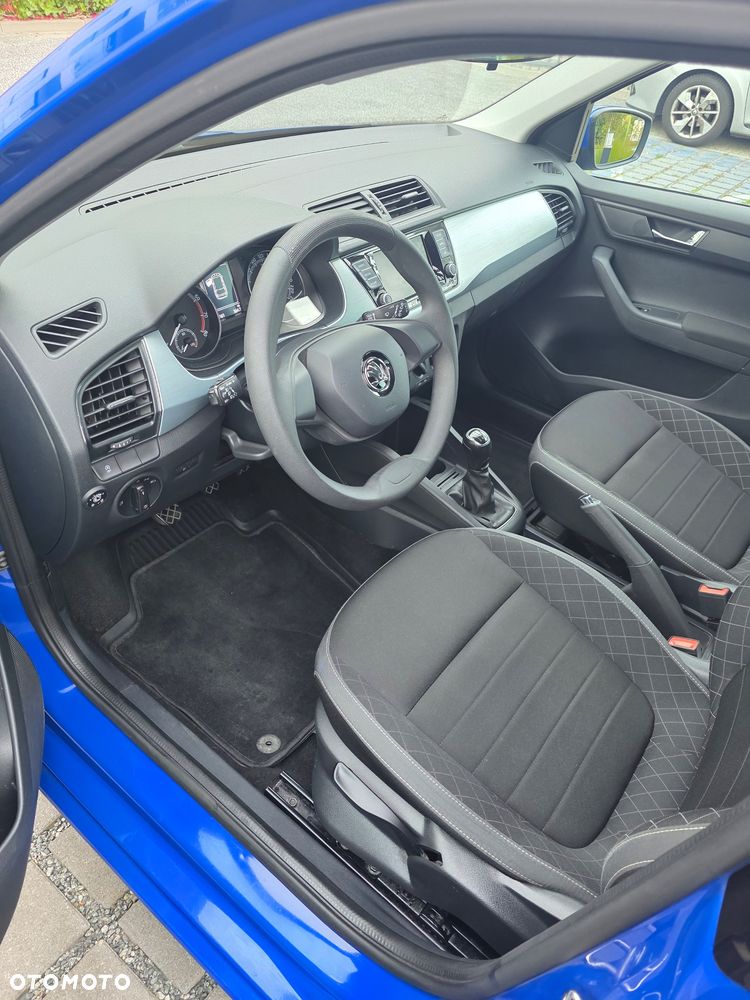 Skoda Fabia - 6
