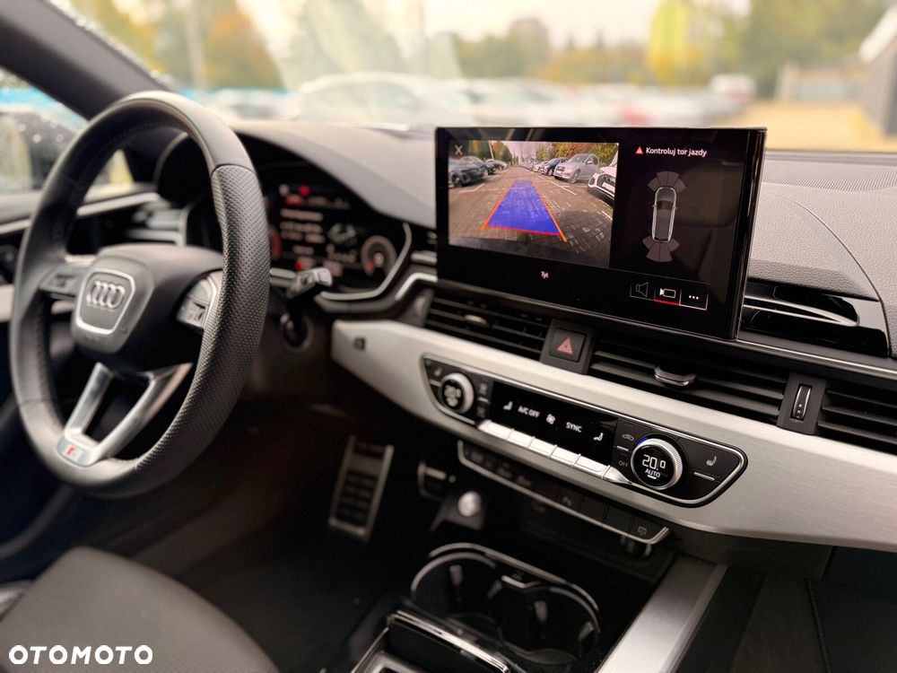 Audi A4 - 12