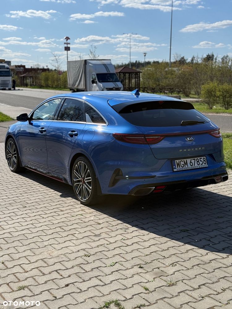 Kia ProCeed - 5