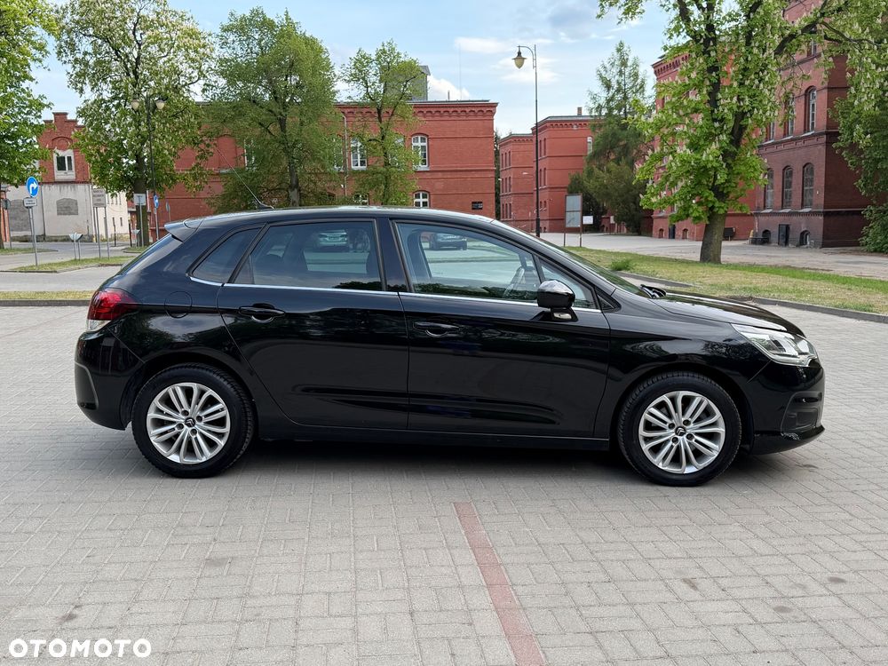 Citroën C4 e-HDi 115 Exclusive - 20
