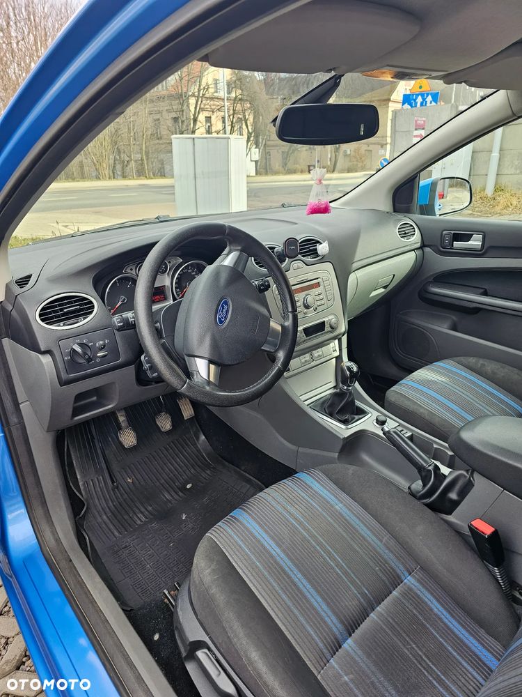 Ford Focus - 12