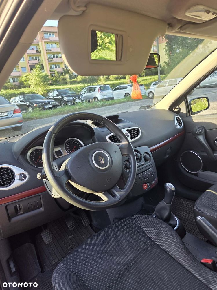 Renault Clio 1.2 16V Ripcurl - 12