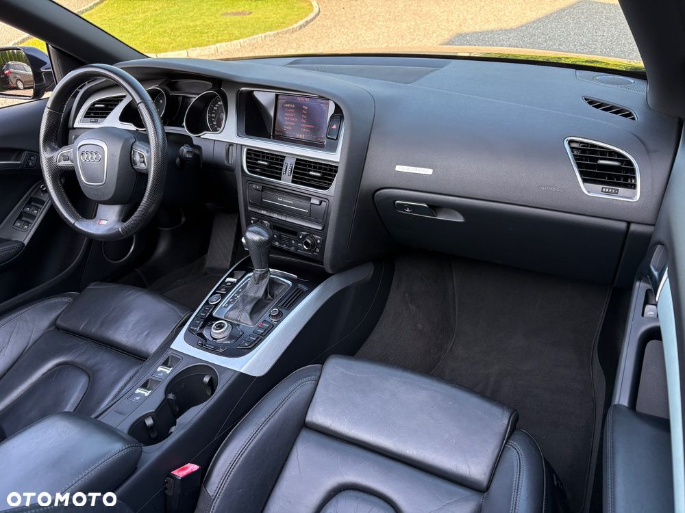 Audi A5 Cabrio - 32
