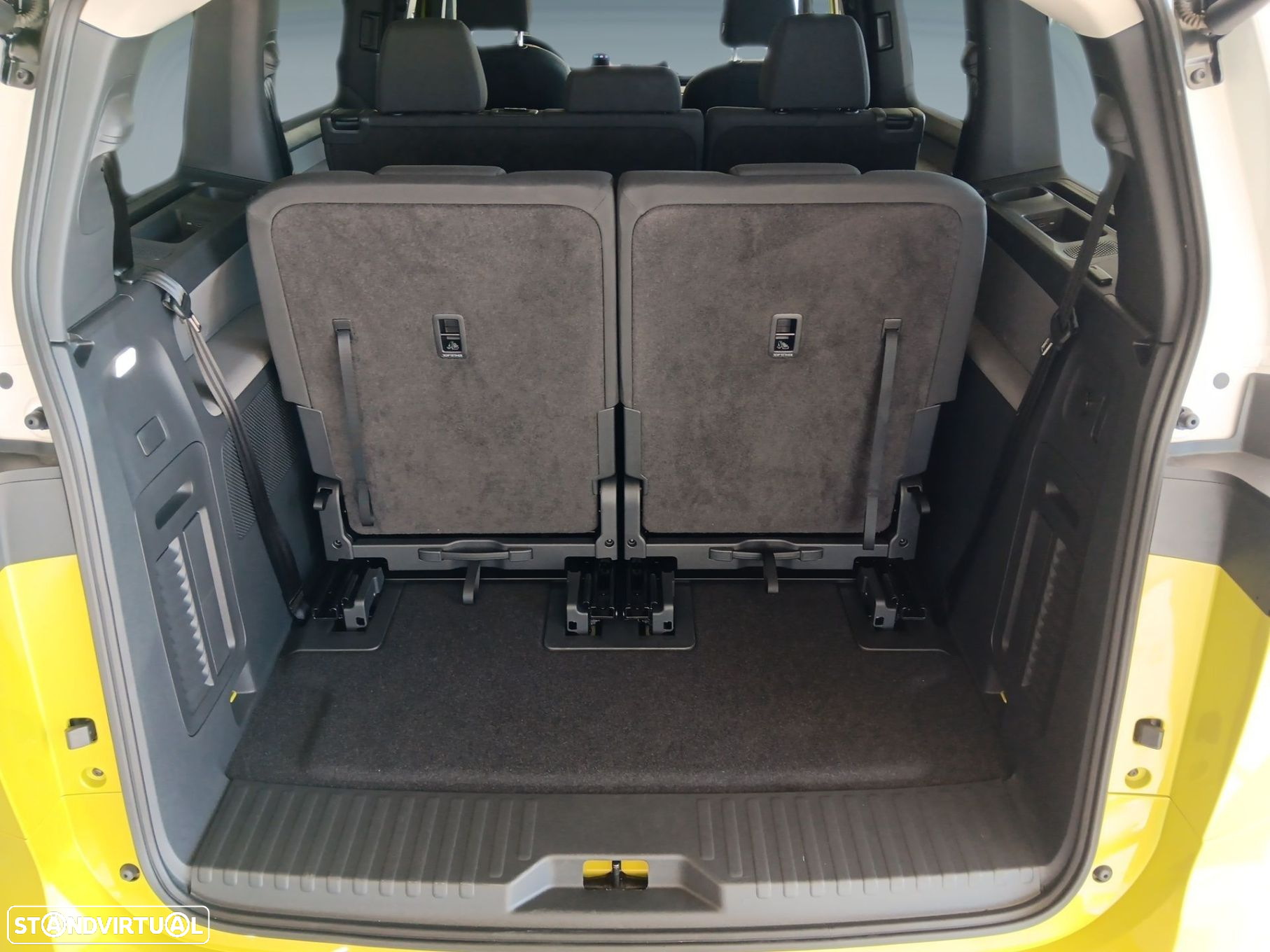 VW ID.Buzz 91 kWh Pro - 16