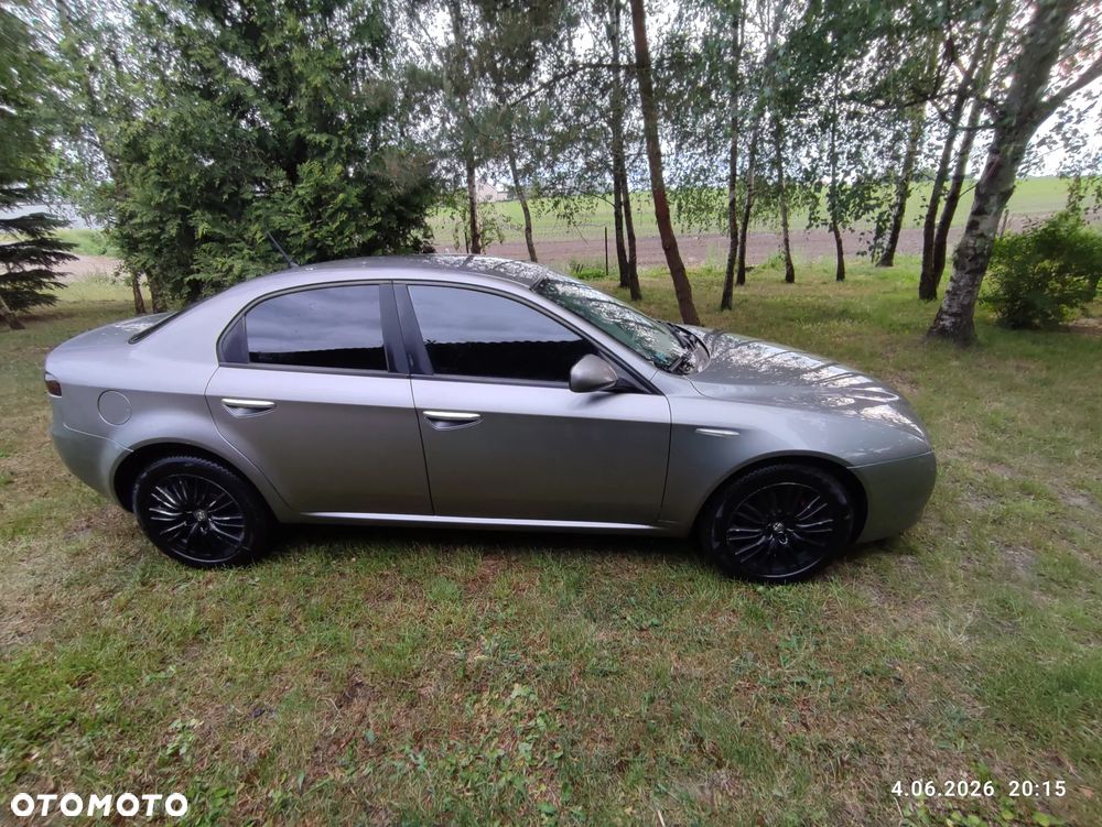 Alfa Romeo 159 1.9 JTDM 16V DPF Distinctive - 6