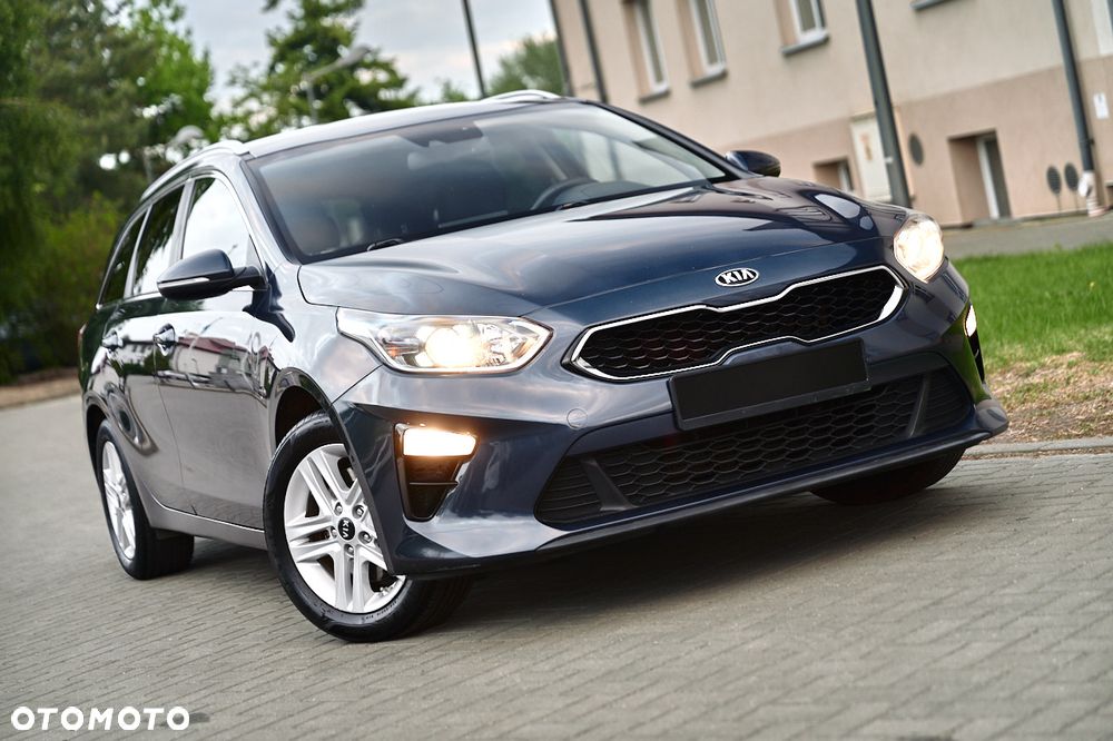 Kia Ceed 1.6 CRDi GT Line - 1