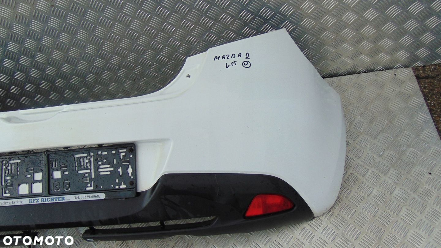 ZDERZAK TYLNY TYŁ MAZDA 2 II DE 07-14 - 4