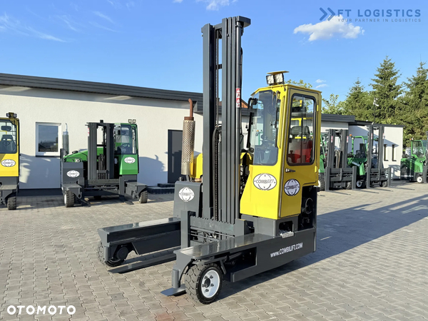 Combilift C3000 / GAS / TRIPLEX- 7500MM / PRZESUW WIDEŁ / POZYCJONER / WOLNY SKOK / PEŁNA OGRZEWANA KABINA / JEDYNIE 7868H / STAN - JAK NOWY!