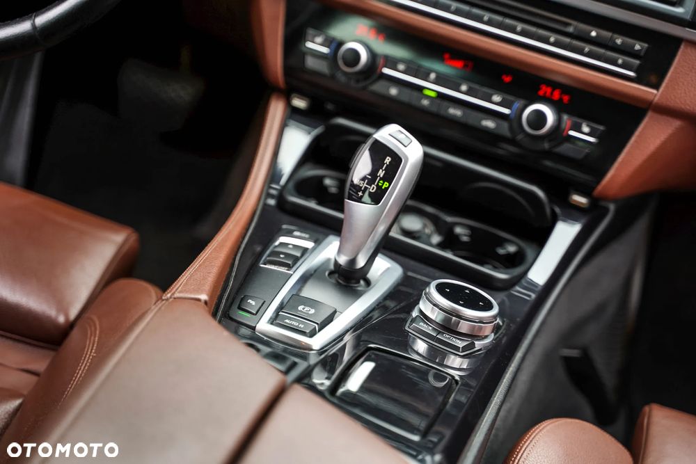BMW Seria 5 520d - 26