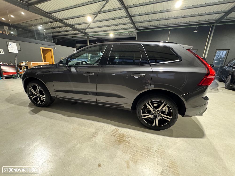 Volvo XC 60 2.0 T6 PHEV R-Design AWD - 12