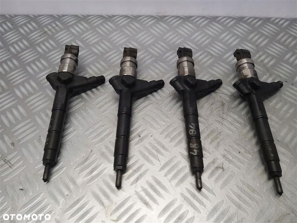 Komplet wtrysków WTRYSKIWACZ Nissan Primera P12 02-07 2,2 DDTI 16600AU600 - 1