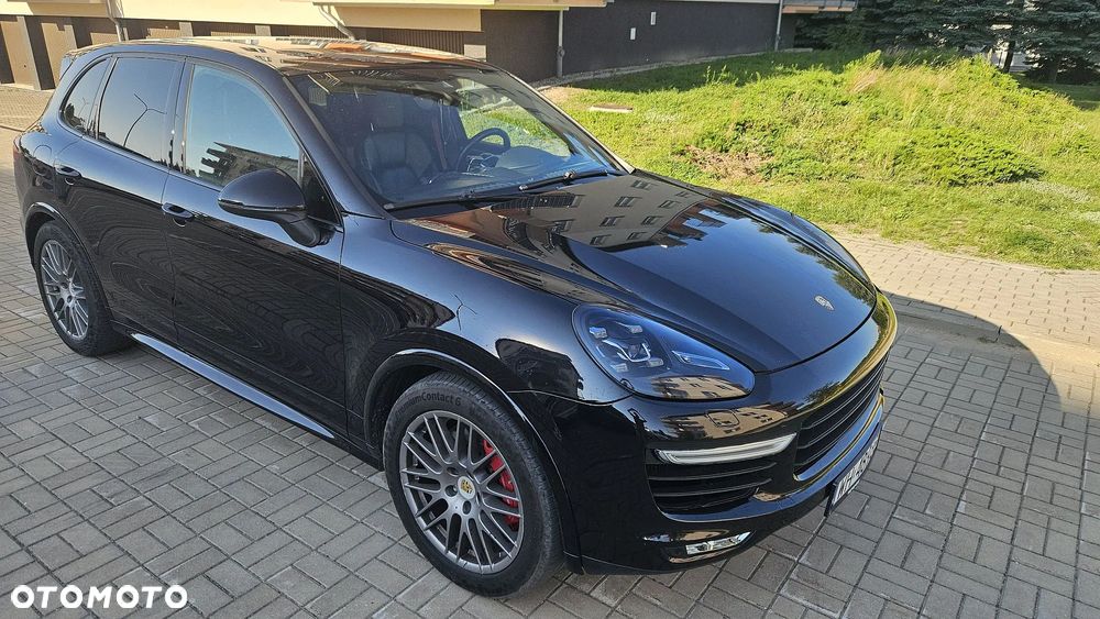 Porsche Cayenne GTS - 3