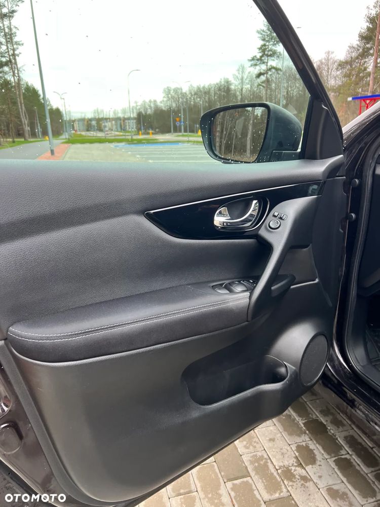 Nissan Qashqai 1.6 DIG-T N-Connecta - 13