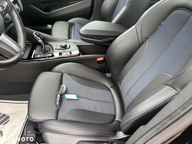 BMW X2 sDrive18i M Mesh - 11