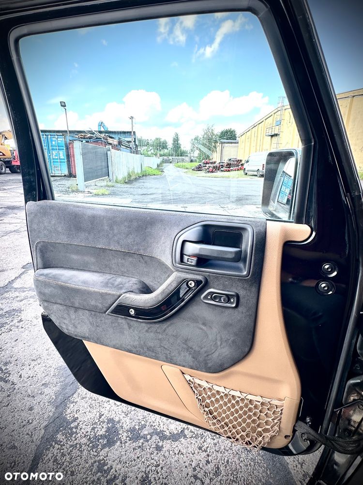 Jeep Wrangler 2.8 CRD Unlim Sahara - 4