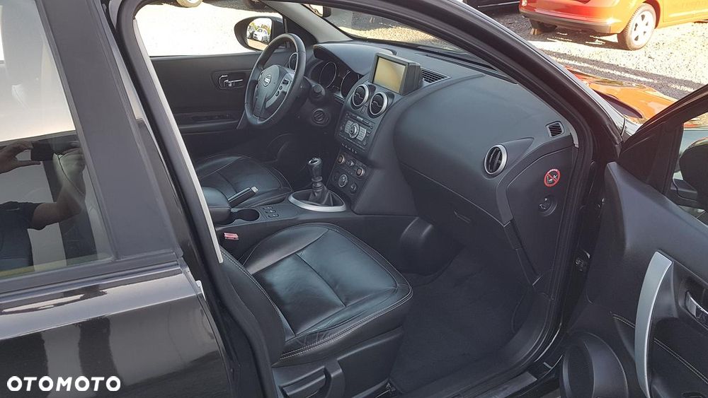 Nissan Qashqai 2.0 dCi Tekna Premium - 28