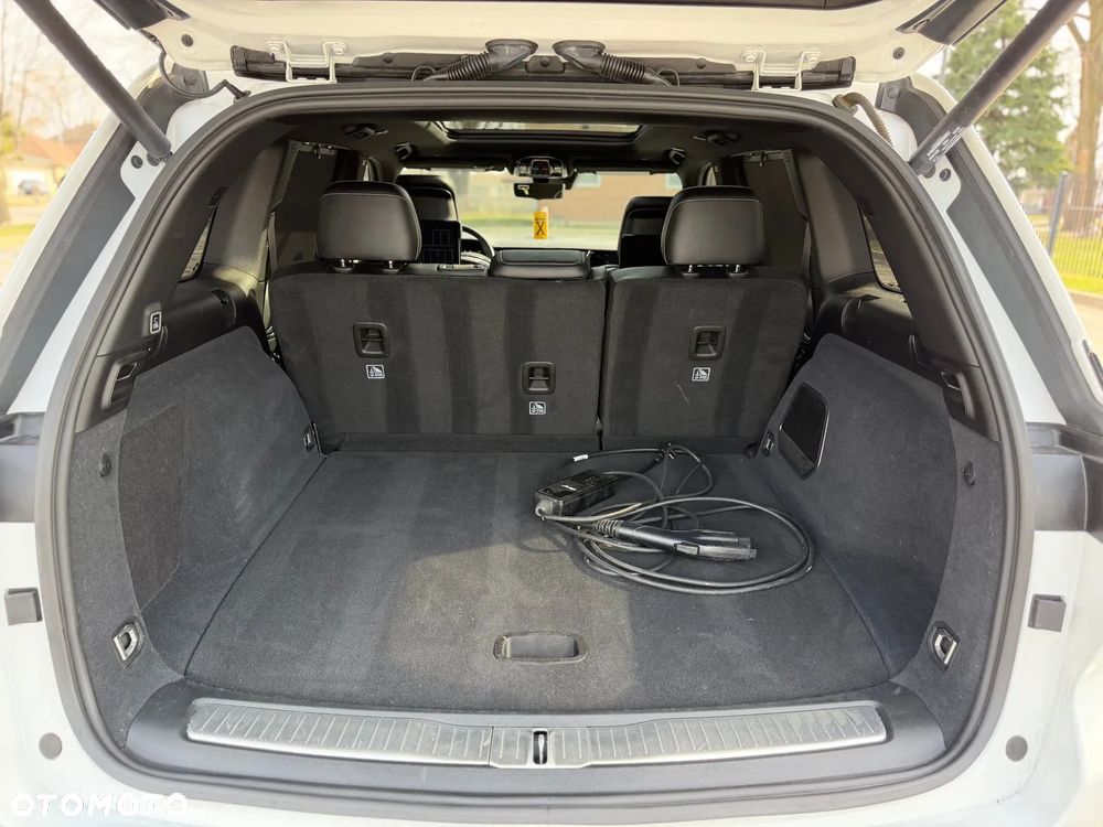 Jeep Grand Cherokee - 22