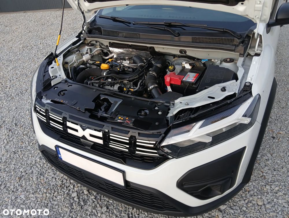 Dacia Jogger 1.0 TCe Essential 7os - 9