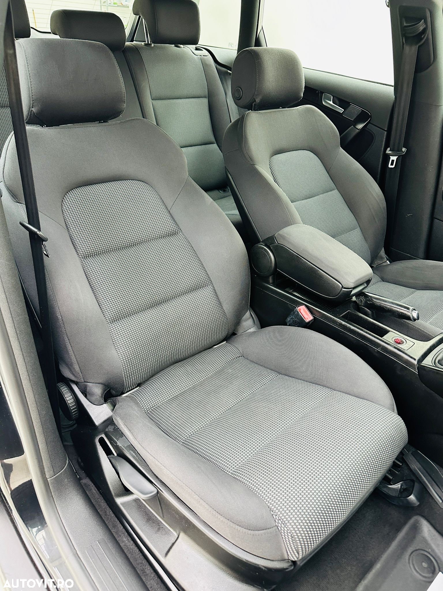 Audi A3 1.8 TFSI Sportback Ambiente - 9