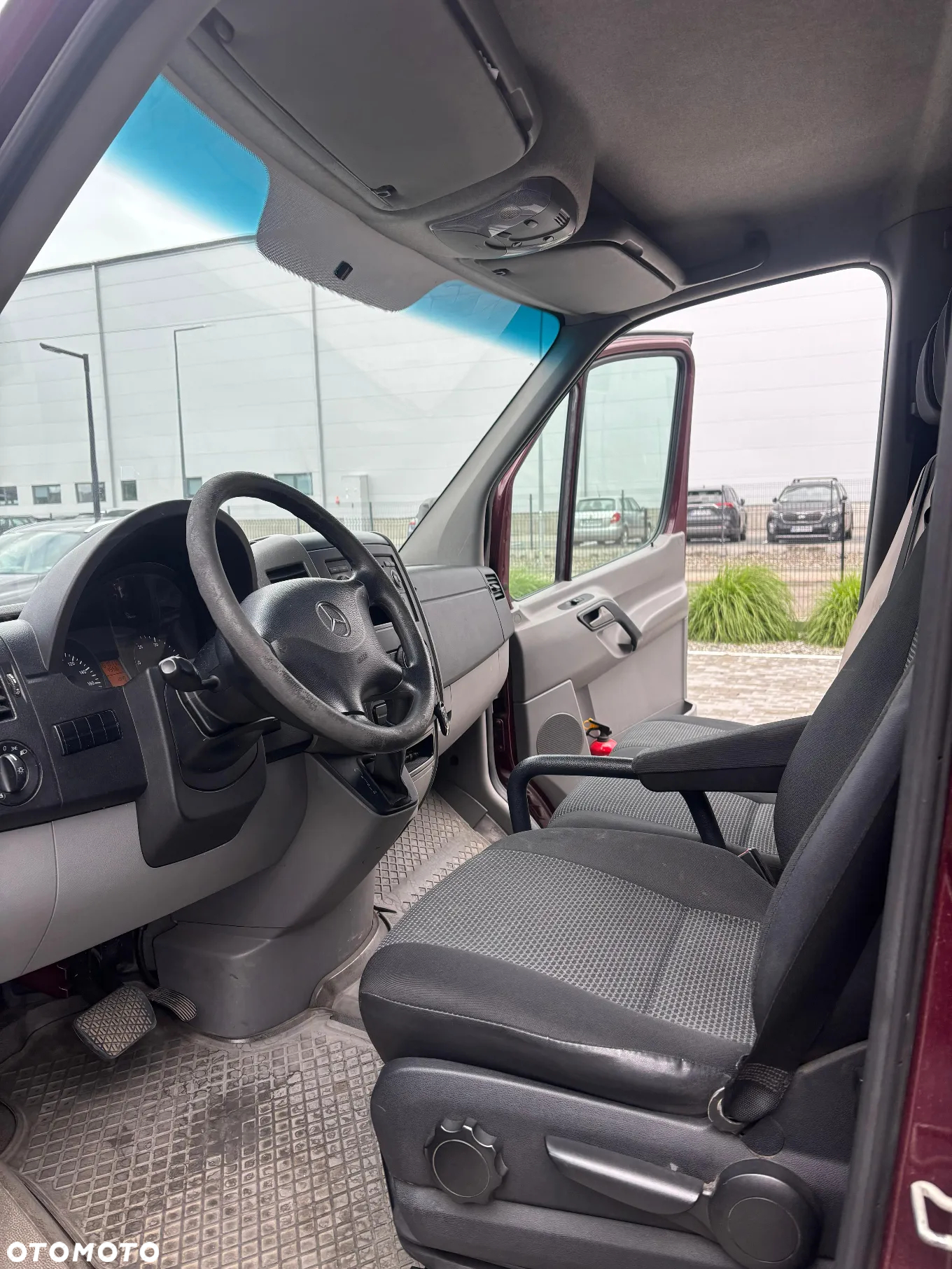 Mercedes-Benz SPRINTER 219 - 7